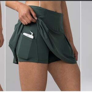 Lululemon Lost In Pace Skirt (Regular) (13")
Dark Forest